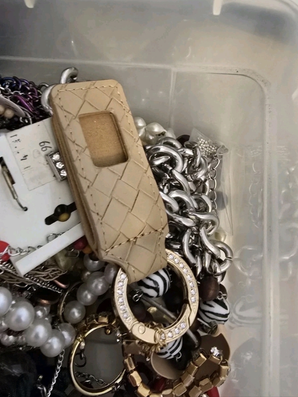 4 LB Pound Lot of Mixed Jewelry Pieces For Arts Crafts Some Wearable READ - Picture 4 of 13